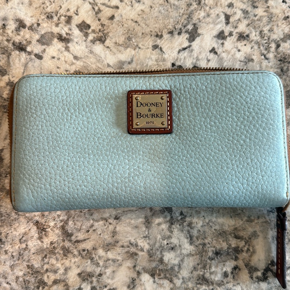Dooney & Bourke Zip around wallet
